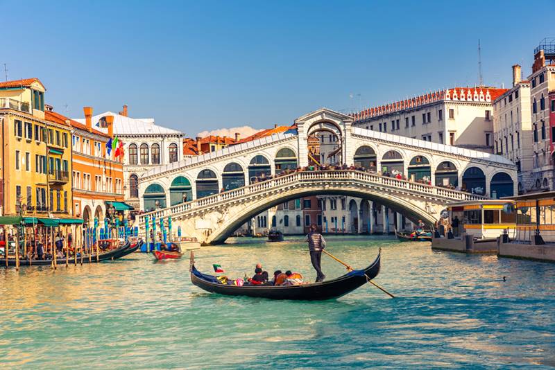 ponte de rialto veneza